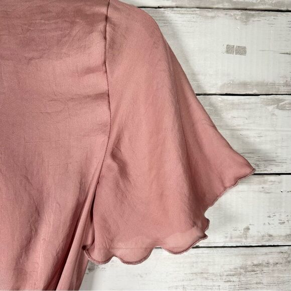 Show Me Your Mumu Gia Tie Front Romper Petal Pink Rose Medium - Picture 10 of 10